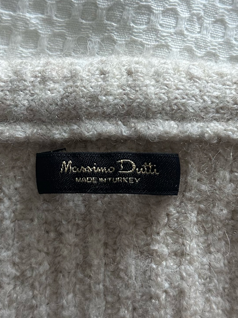 Massimo Dutti Cream Ribbed Button-Front Cardigan wool blend - Picture 3 of 4